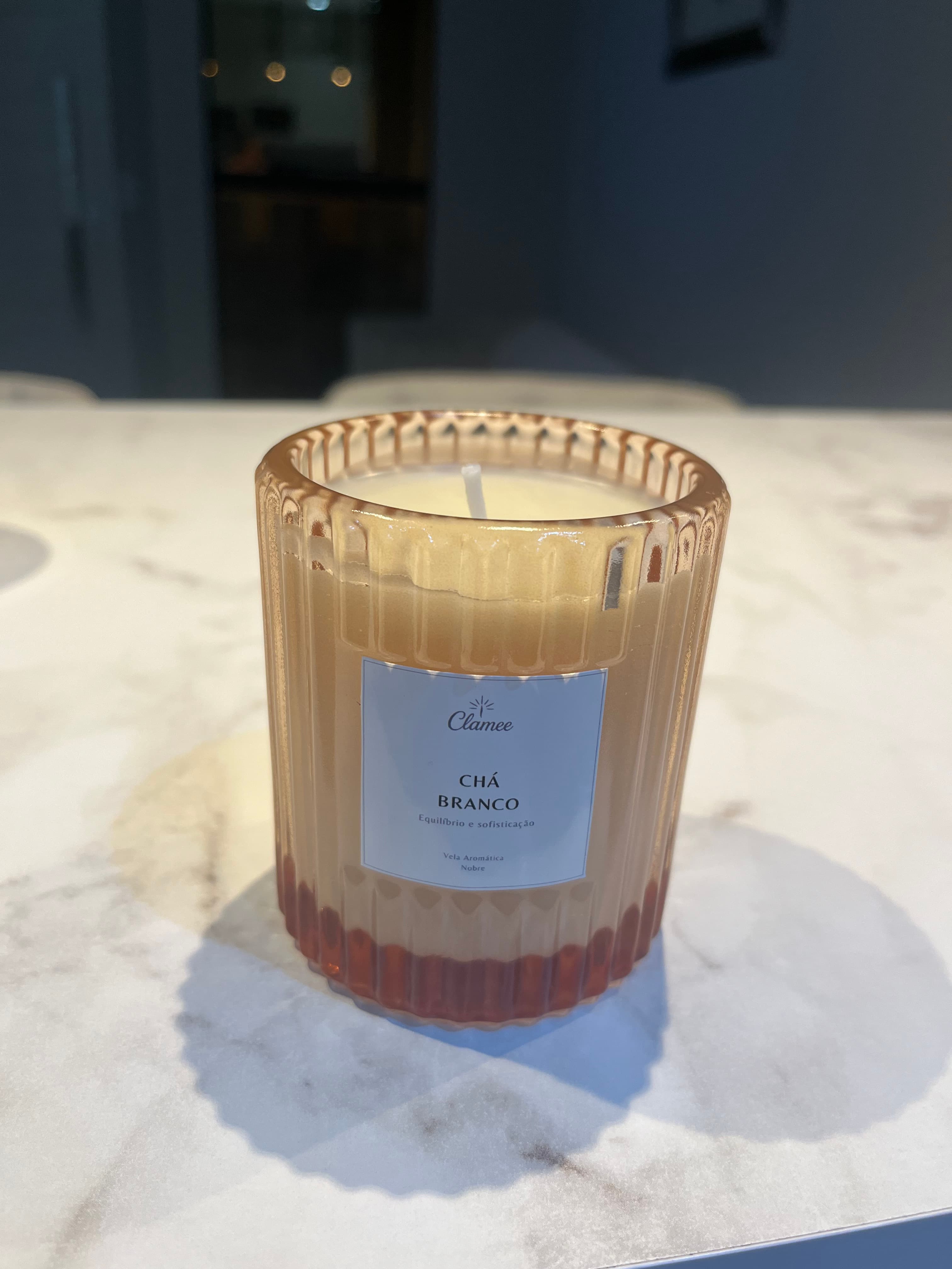 Vela Âmbar